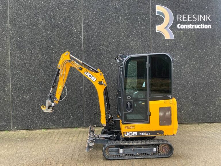 JCB 19C-1 (2022)
